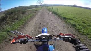 Essai moto 125 DTR  Une YZ endurisée [upl. by Nylak]