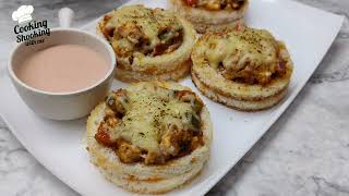 Crispy Cheesy Paneer Tikka Disc In Pan  Easy Snacks Recipe  Paneer Tikka Recipe  Bread Recipe [upl. by Holly-Anne]