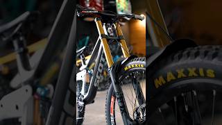 Scott Gambler 900 Tuned Downhill Mtb shorts mtb [upl. by Cob754]