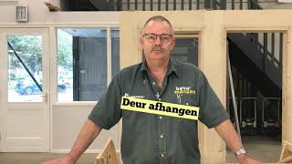 Een deur afhangen 🔨  Johandig Vlog 1 [upl. by Lertram]