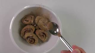 Protein Cinnamon Rolls Recipe  Low Carb Rezept Zimt Schnecken [upl. by Trace635]