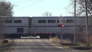 Sister Engines Lead ThreeMinuteLate Amtrak 6 [upl. by Yereffej]