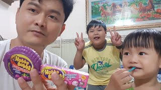 Trò Chơi Bé Tin Bán Kẹo Hubba Bubba ❤ Bubble Gum Hubba Bubba ❤Kids Toy Media❤ [upl. by Towbin]