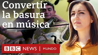 Formas creativas de tratar la basura en dos países muy distintos  Documental BBC Mundo [upl. by Gradey268]