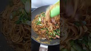 This is a Simple Pancit Canton Recipe  Delicious 😋 food foodie shorts short shortvideo viral [upl. by Aley]