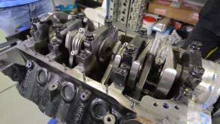 John Bowe shows how Liqui Moly MoS2 Reduces Engine Wear [upl. by Ecinaej898]