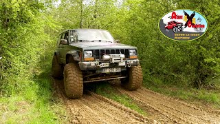 Salon du 4x4  Martigny 2023 ► Ce Jeep Cherokee XJ 40L passe tout en douceur 👌 [upl. by Dudden]