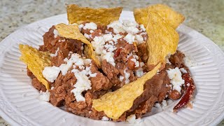 Frijoles Refritos  Recetas Mexicanas Faciles [upl. by Yelnek]