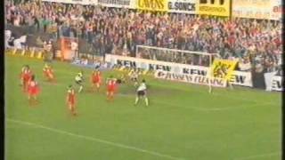 19931994 Lokeren  Eendracht Aalst eindronde [upl. by Nevur]