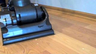 Dyson DC33 Review  A Multifloor Vacuum Cleaner With Super Suction [upl. by Gayn]