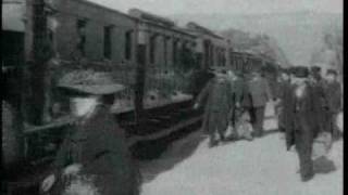 1895 LA LLEGADA DEL TREN HERMANOS LUMIÈRE [upl. by Duong622]