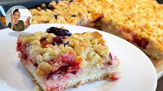 Streusel Blechkuchen aus Hefeteig Saftiger Obst Streuselkuchen [upl. by Terina688]