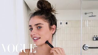 Taylor Hills 10Minute Guide to Her Fall Look  Beauty Secrets  Vogue [upl. by Wallache51]