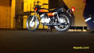 1971 Yamaha R5 350 [upl. by Ennairac]