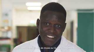 Suivez le parcours de Jean Diome ingénieur biomédical sénégalais en formation au CHU de Grenoble [upl. by Dunc]