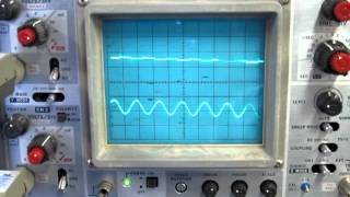 IWATSU SS5702 Analog Oscilloscope 動作確認 [upl. by Dusza519]