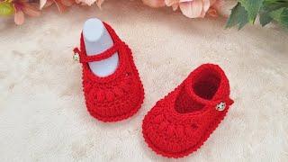 Sapatinho Ester  fio amigurumi  8 cm  0 a 1 mêsEasy and quick to weave baby shoes [upl. by Haimarej895]