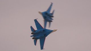 Russian Knights Su35S aerobatics at the Dubai Airshow 2023 [upl. by Cohby]