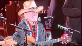 Willlie Nelson Neil Young amp Snoop Dog 🔥FULL PERFORMANCE🔥GRAND FINALE 🔥 at Willie Nelson 90th BD [upl. by Schubert79]