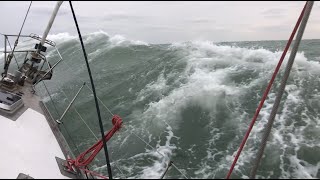 Solo Winter zeil tocht over de Noordzee 🌨⛵️🥶 [upl. by Shirlie819]