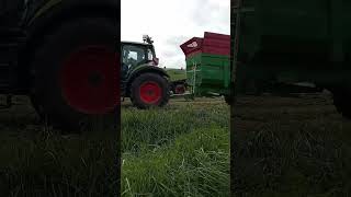 ensilage dherbe [upl. by Itoc]