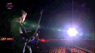 Hysteria  Muse Live  Reading 2011 [upl. by Vanny330]