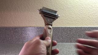 REVIEW Petter Dematting Tool  Good for those MATTED hair [upl. by Downs]