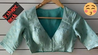 V neck blouse making in easy way 🥰v shape trending blouse cutting and stitching [upl. by Filomena317]