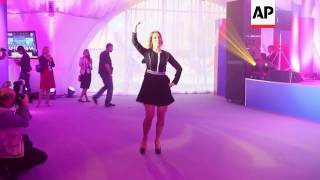 Foreign ministry spokeswoman dances to folk song [upl. by Dhaf331]