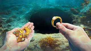 I Found Lost Treasure Underwater Metal Detecting [upl. by Yeslaehc256]