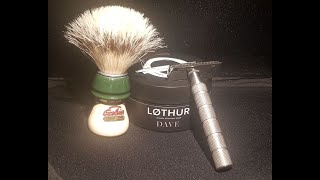 Lothur Grooming Dave  Executive Shaving Outlaw Razor  Semogue 1305 [upl. by Phalan605]