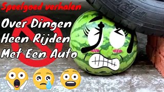 Speelgoed Verhalen  Over Dingen Heen Rijden Met Een Auto 😮😳🤪  Kinderfilmpjes [upl. by Kostival]