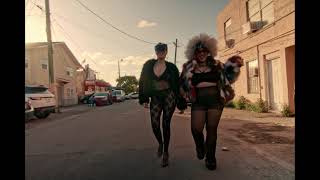 CHICAS MALAS  MARi Burelle x Frida Sofia  Official Video [upl. by Neellok528]