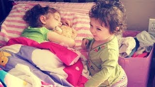 BABY WAKING UP HER BIG SISTER  TOO CUTE ❤ Vickys Daily Vlog ❤ [upl. by Nameloc]