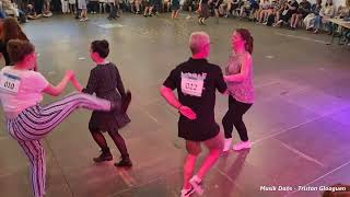 Danse bretonne  Gavotte dhonneur lors du concours glazig à Quimper avec DeudéGuével en 2024 [upl. by Neraj]