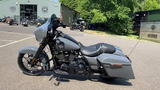 2022 HarleyDavidson FLHXS Touring Street Glide Special in Gunship Grey [upl. by Viafore]