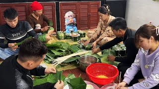 Davids monkey family packs banh chung on Lunar New Year [upl. by Aronid]