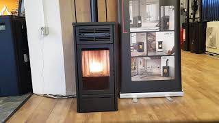 Opstart van pelletkachel Edilkamin Slide Start up pelletstove Edilkamin Slide [upl. by Ulrich]