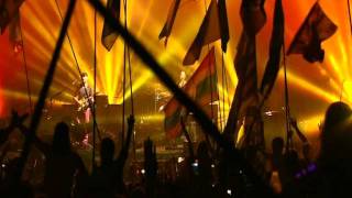 Coldplay What a Wonderful World  Fix you Glastonbruy 2011 [upl. by Bocyaj]