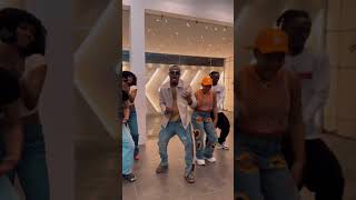 Alikiba akifundishwa Fallen Angel Dance Challenge alikiba dance billnass fallenangel [upl. by Troy143]