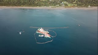 Comienzan los trabajos para reflotar barco hundido en las costas de Pilpilhue comuna de Chonchi [upl. by Anatak]