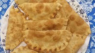 CHOBE KI PURI RECIPE  KHOPRE KI PURI  GUJJIYA [upl. by Assyral]