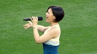 ALi 알리 Cho Yong Jin 조용진 Sings US Nat Anthem at Dodger Stadium 52714 Korean Night [upl. by Arretnahs]