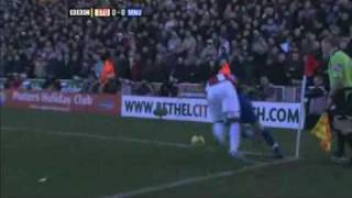 Rooney Attempts To Elbow Abdy Faye [upl. by Maritsa]