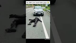 Rc390 live crash 💔 bike gaya Puri 😭 accident rider viralshort ytshort rc390 yoitubeshorts [upl. by Yna]