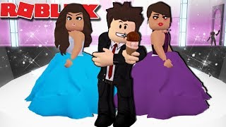 Amberry Vs Phoeberry Vs Richerry on Fashion Famous  Roblox [upl. by Alfons]