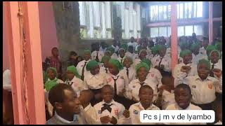 nitakushukuru namna gani par les pueri cantores de Lyambo une messe à la paroisse Saint Cyrille UCG [upl. by Eiddet]