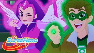 Trabalho em equipe fantástico  Herói do Ano  DC Super Hero Girls Brasil [upl. by Etennaej]