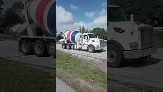 Cemex Cement truck peterbuilt Horn [upl. by Stephan371]