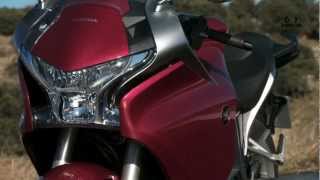 Videoprueba Honda vfr 1200f dct  Arpem EU 2013 [upl. by Arahc227]